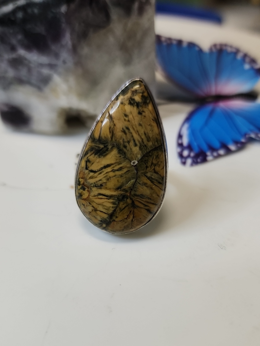Teardrop Jasper Ring in Olive Brown
